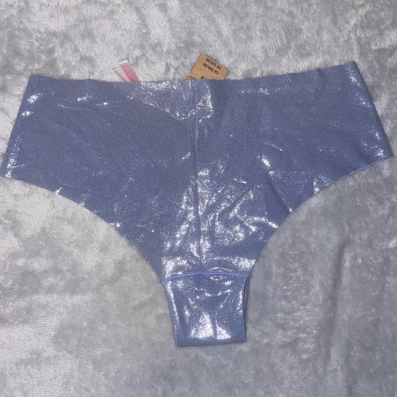 VS PINK NWT Size Medium Cheekster Bundle of 3 - Picture 10 of 10